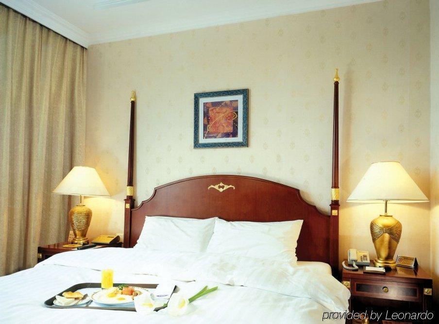 Plaza Hotel Пекин Стая снимка